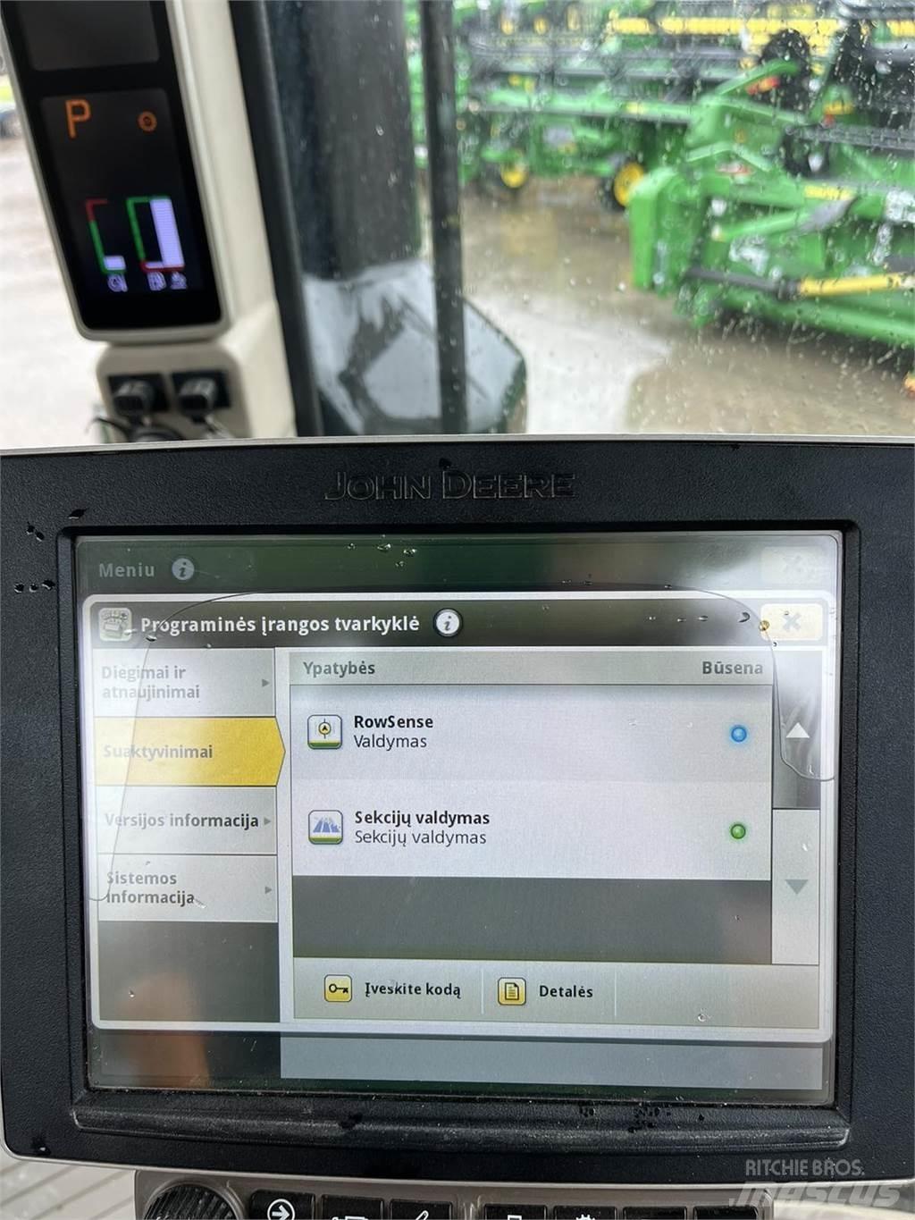 John Deere 7310R Traktoriai
