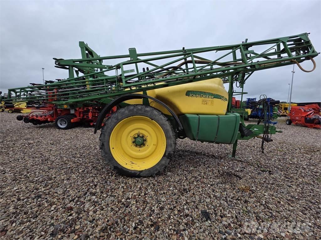 John Deere 732 Vynuogienojų purkštuvai