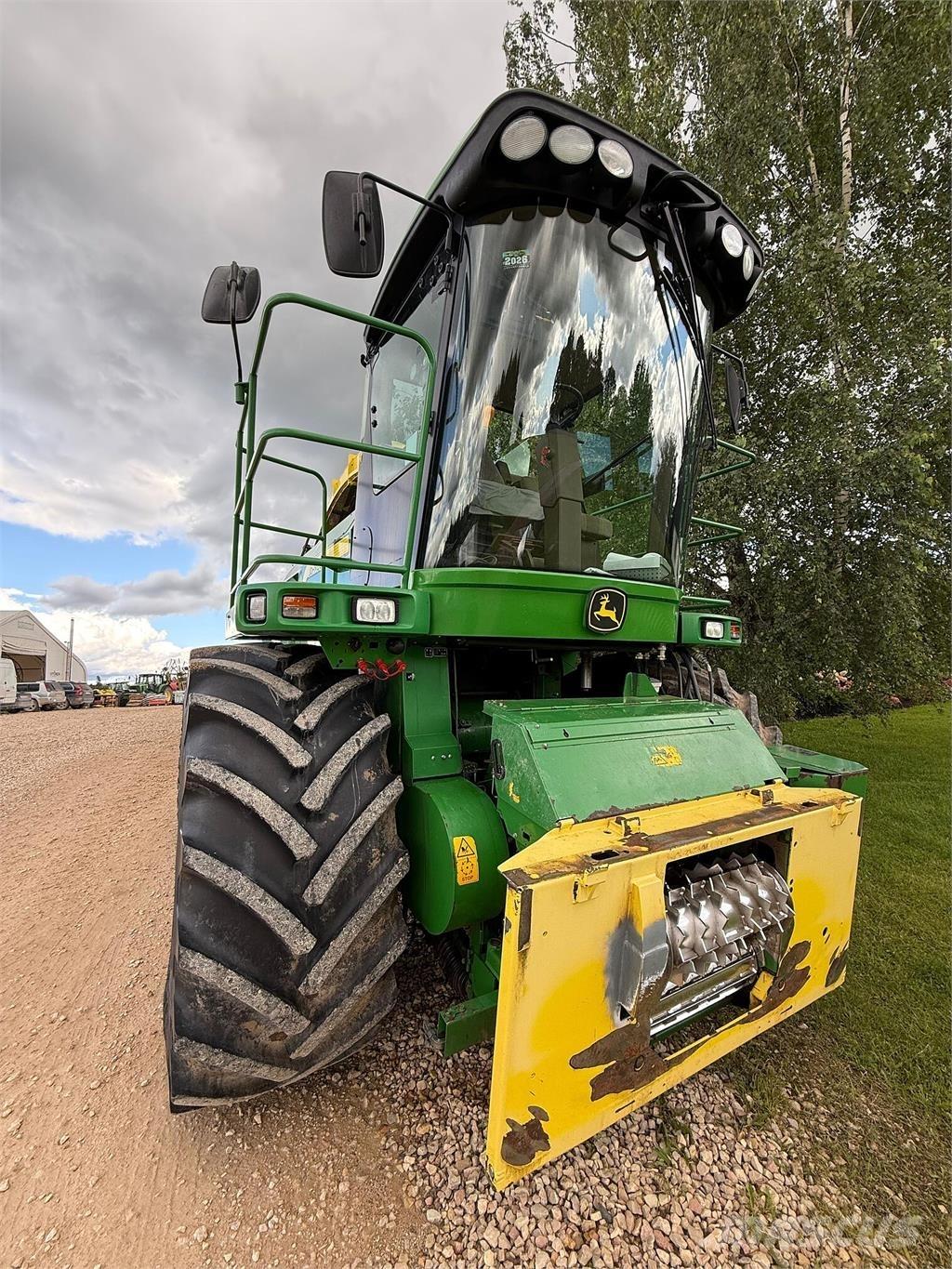 John Deere 7380 Pašarų kombainai