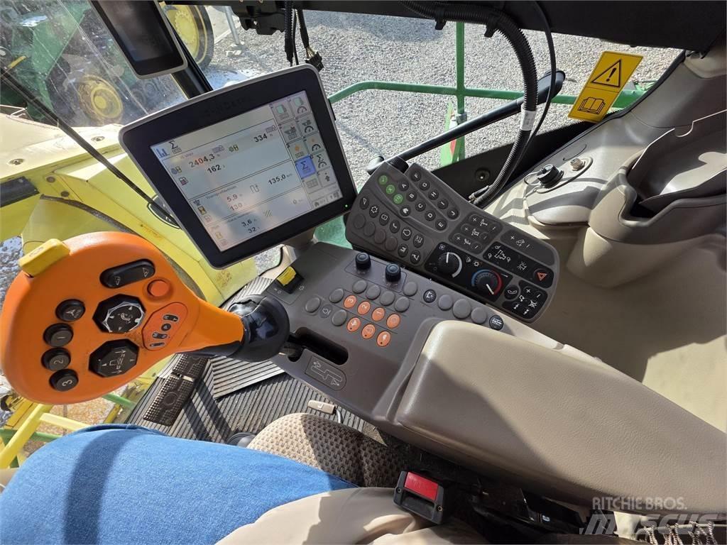 John Deere 8300 Pašarų ruošimo technika