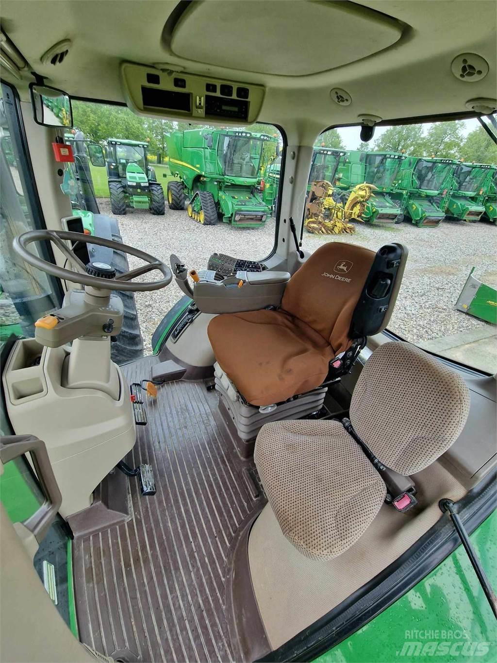 John Deere 8345R Traktoriai