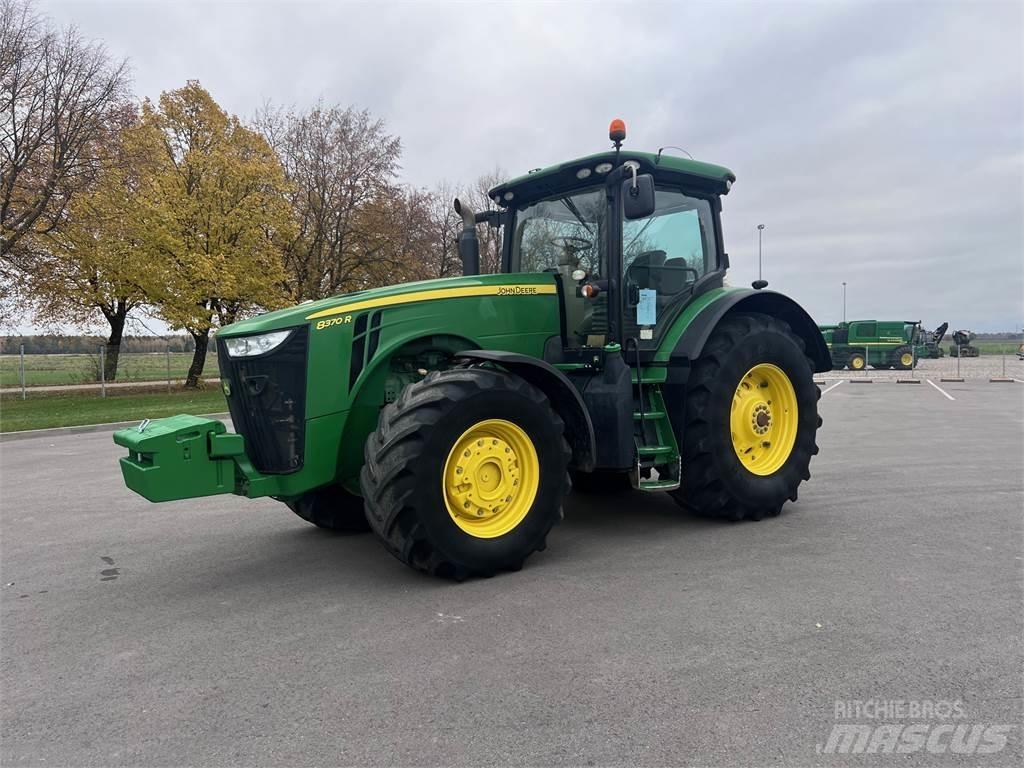 John Deere 8370R Traktoriai