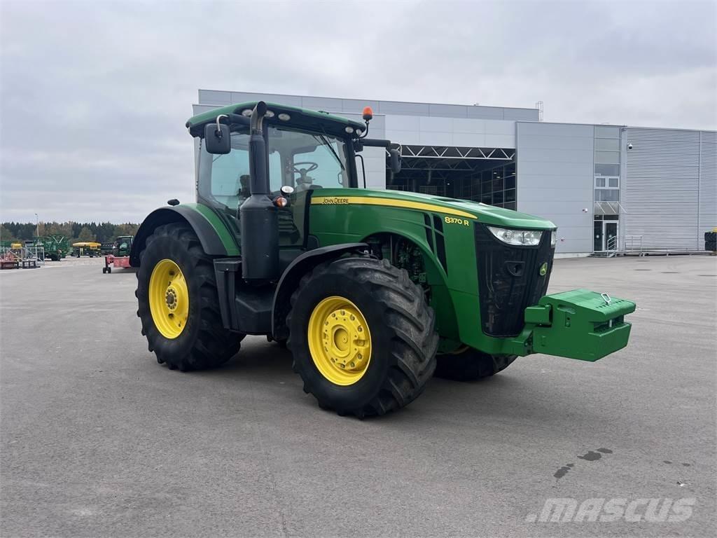 John Deere 8370R Traktoriai