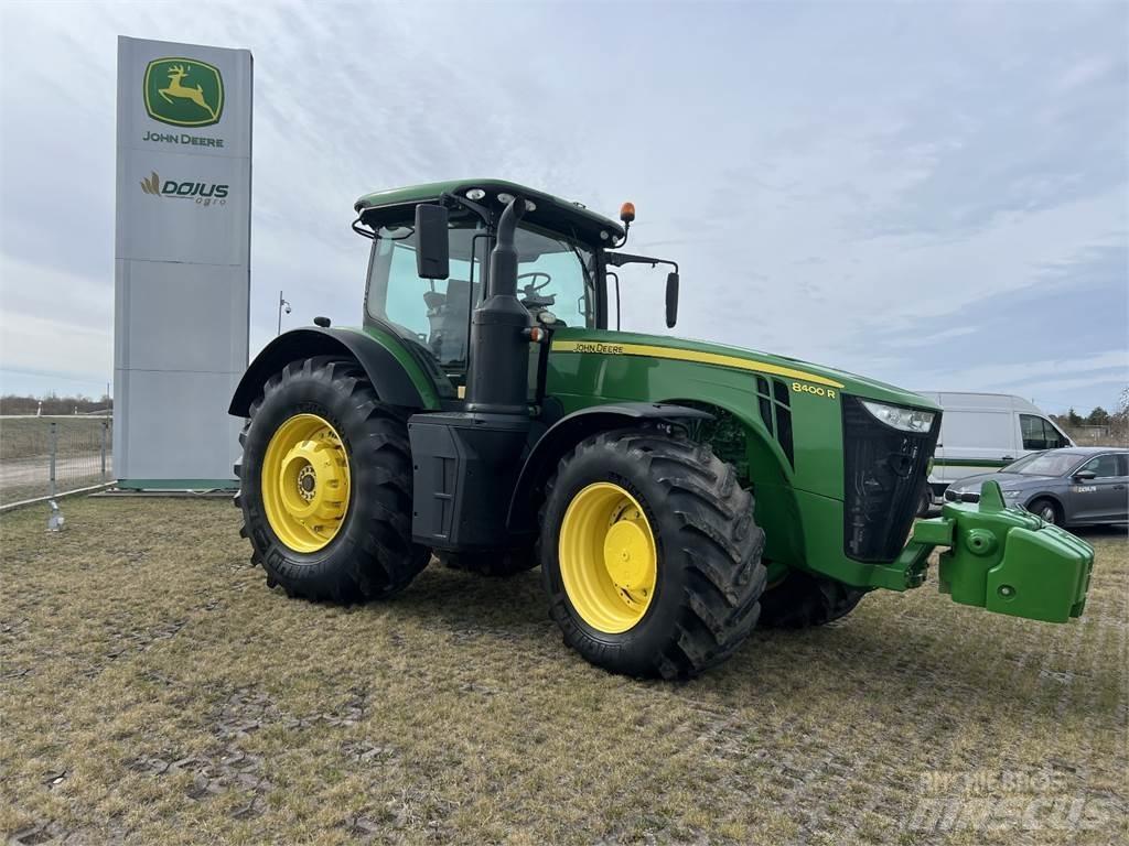John Deere 8400R Traktoriai