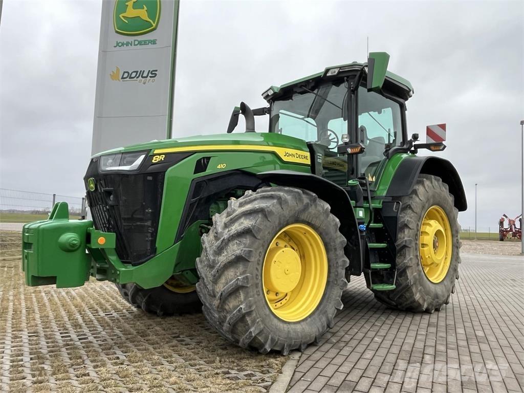 John Deere 8R410 Traktoriai