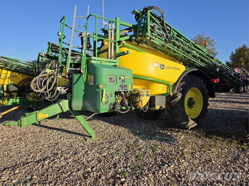 John Deere M962i Prikabinami purkštuvai