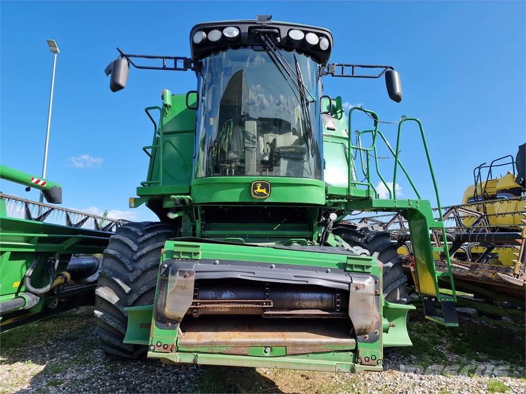 John Deere S690 Derliaus nuėmimo kombainai