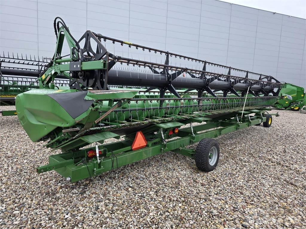 John Deere S690 Derliaus nuėmimo kombainai