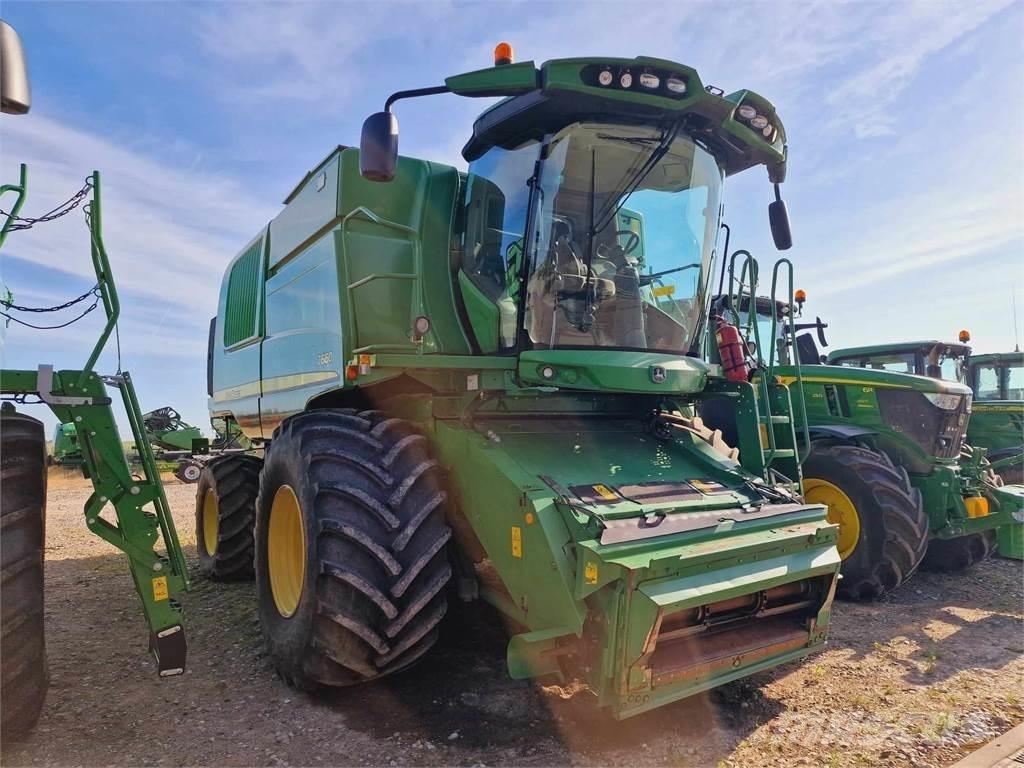 John Deere T660 Derliaus nuėmimo kombainai