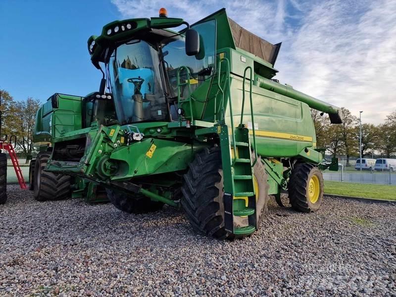 John Deere T660 Derliaus nuėmimo kombainai