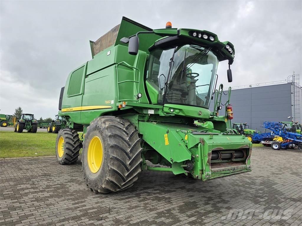 John Deere T660 Derliaus nuėmimo kombainai