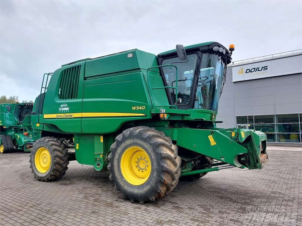 John Deere W540 Derliaus nuėmimo kombainai