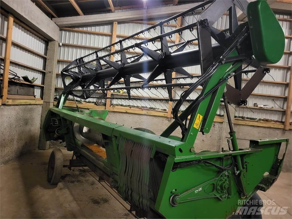 John Deere W540 Derliaus nuėmimo kombainai
