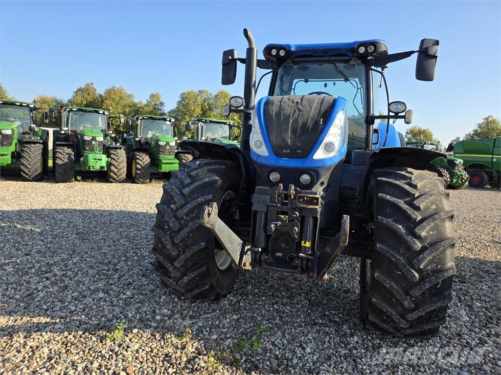 New Holland T7.215S Traktoriai