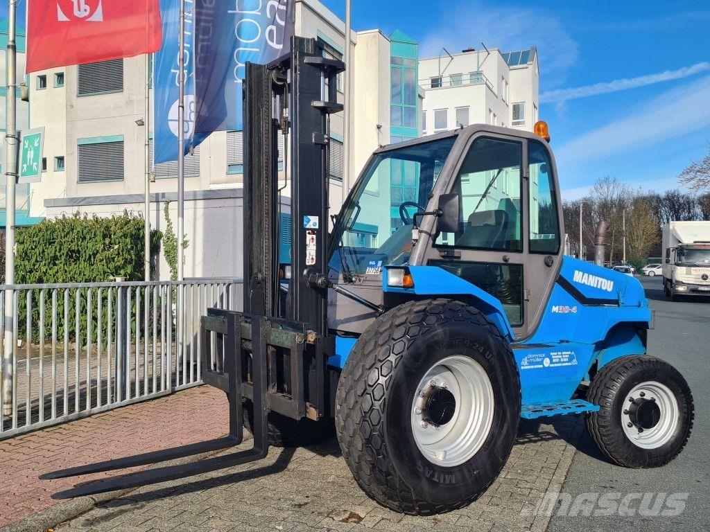 Manitou M 30.4 Visureigiai krautuvai