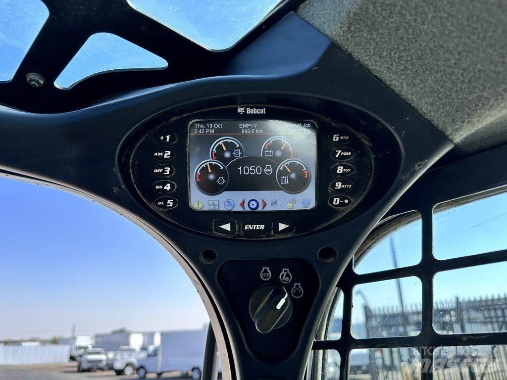 Bobcat S740 Krautuvai su šoniniu pasukimu