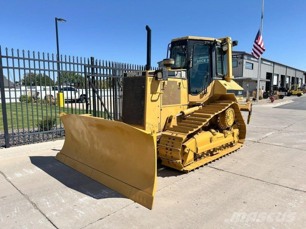 CAT D5M XL Vikšriniai buldozeriai