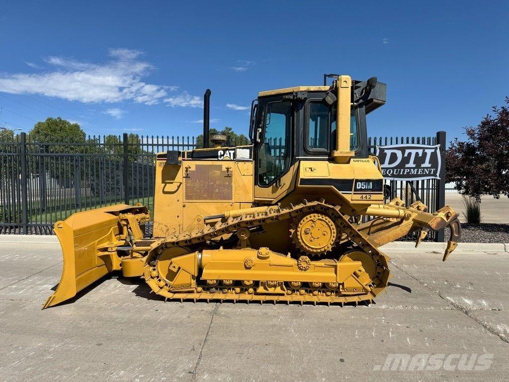 CAT D5M XL Vikšriniai buldozeriai