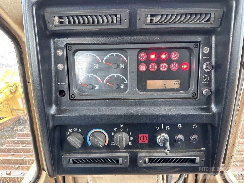 CAT D6M XL Vikšriniai buldozeriai