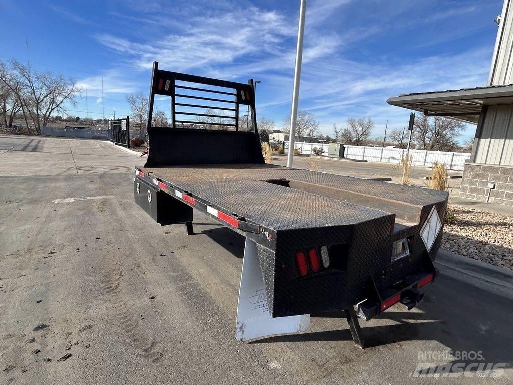  Custom 11 FT Platformos