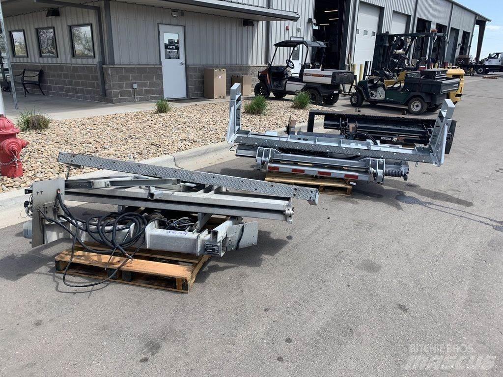 Maxon TE-25L Prekių ir baldų keltuvai