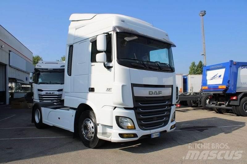 DAF XF 460 FT 15DT Naudoti vilkikai