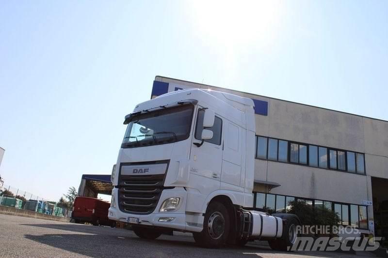 DAF XF 460 FT 24DT Naudoti vilkikai