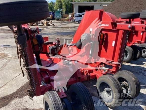 Bush Hog 2815 Formuojančios žoliapjovės