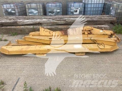 CAT 740 Statyba - Kita