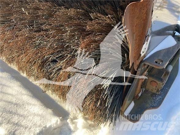 Sweepster 8' Kiti naudoti statybos komponentai