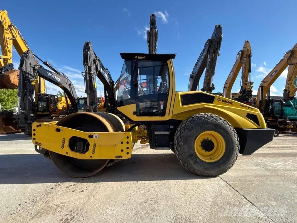 Bomag BW213D-5 Vieno būgno volai
