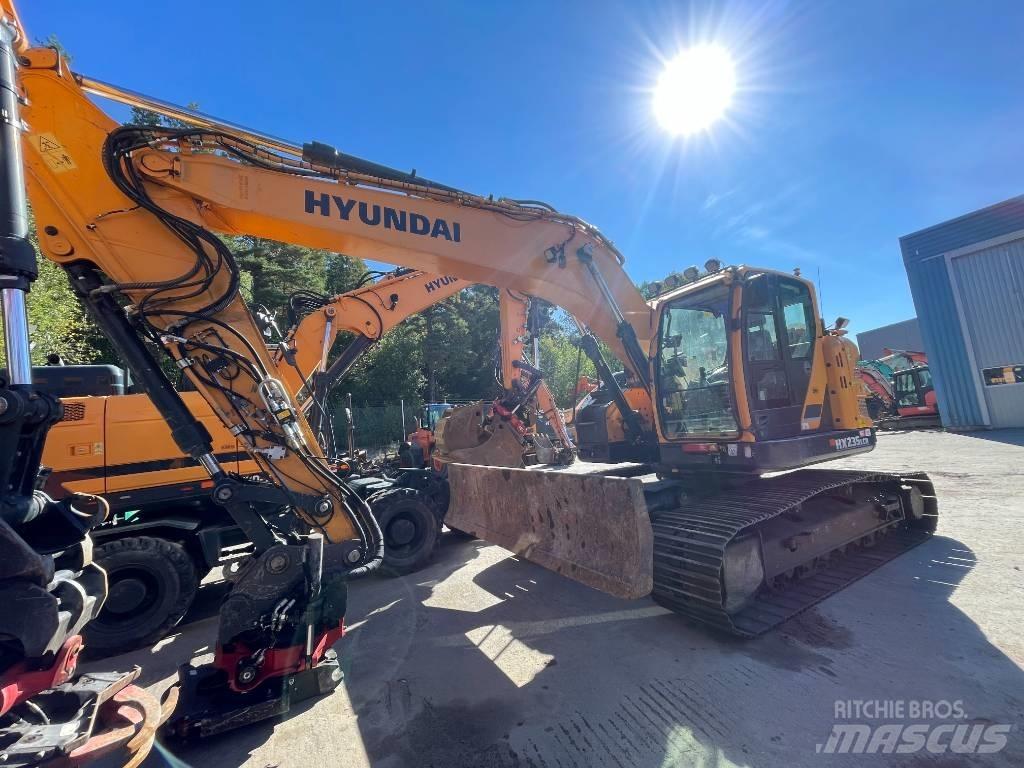 Hyundai HX235 Vikšriniai ekskavatoriai