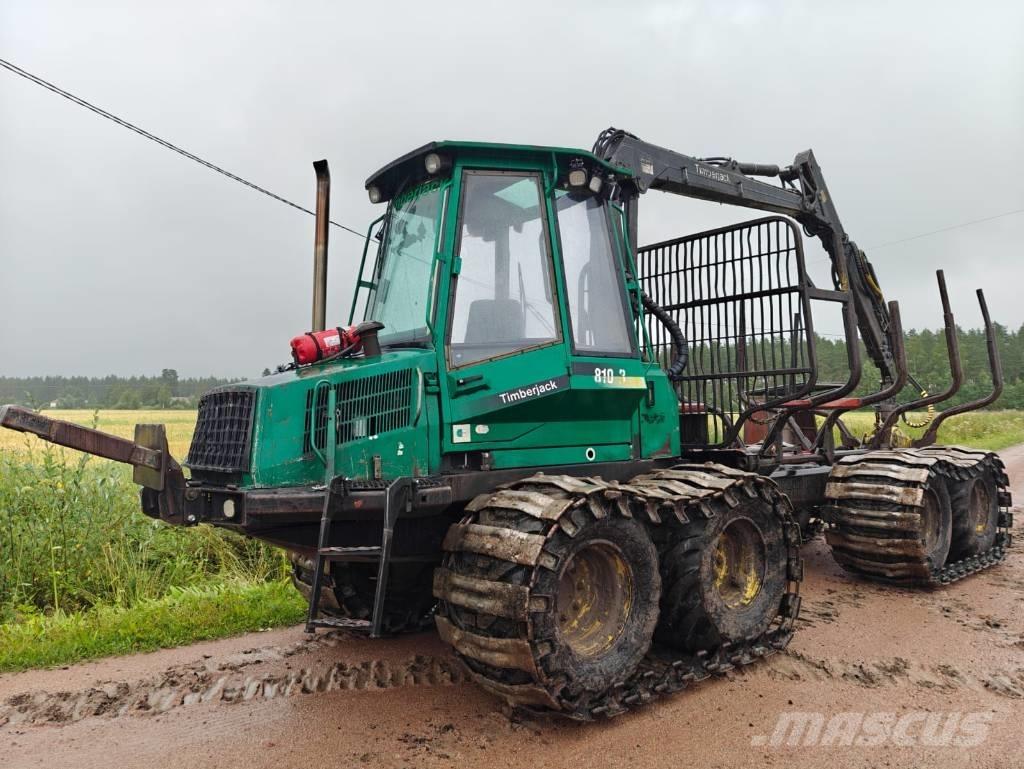 Timberjack 810 B Naudoti miškovežiai (Forvarderiai)