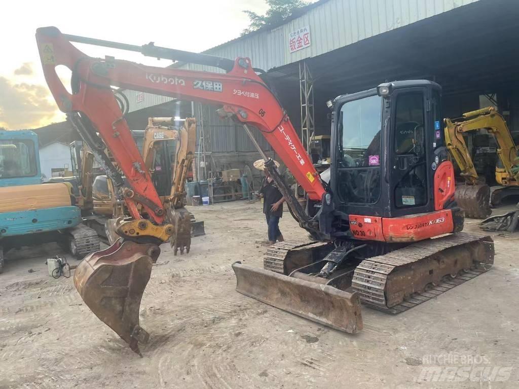 Kubota KX163 Vikšriniai ekskavatoriai