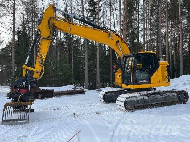 JCB 245 XR Vikšriniai ekskavatoriai