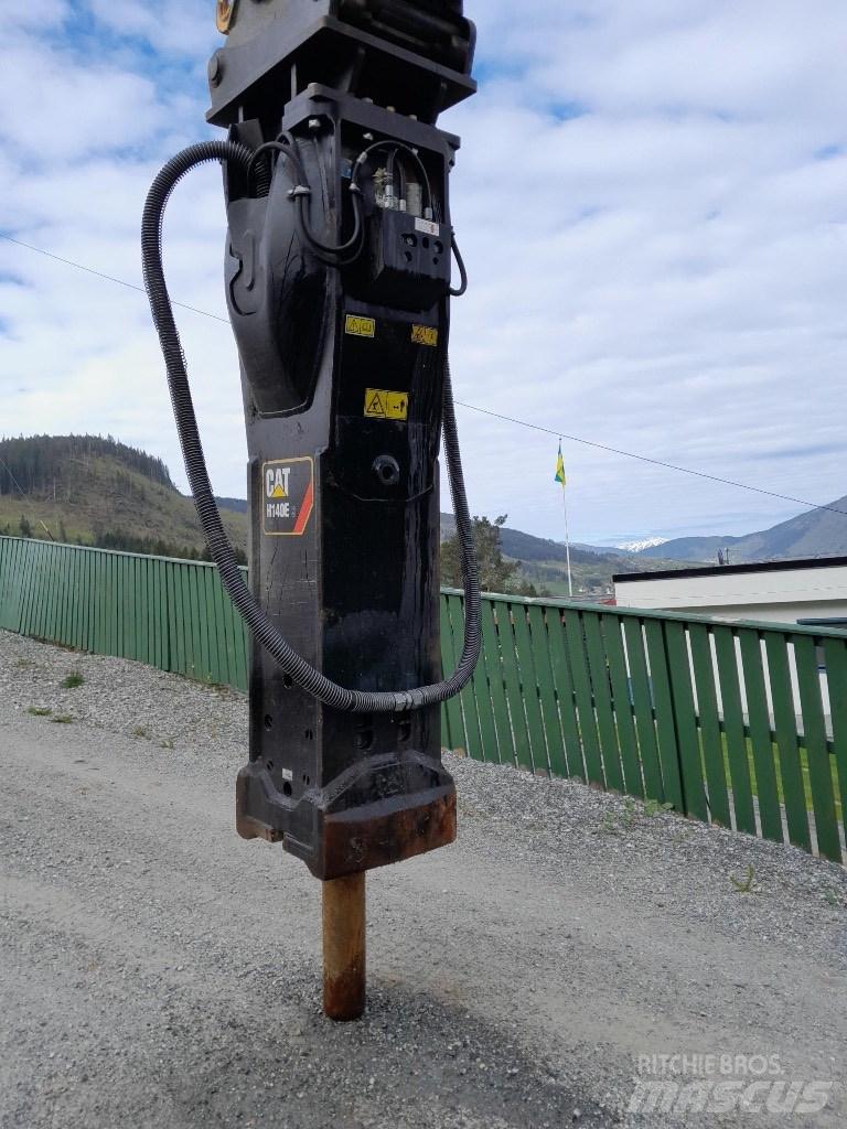 CAT H140ES Hidrauliniai kūjai / Trupintuvai