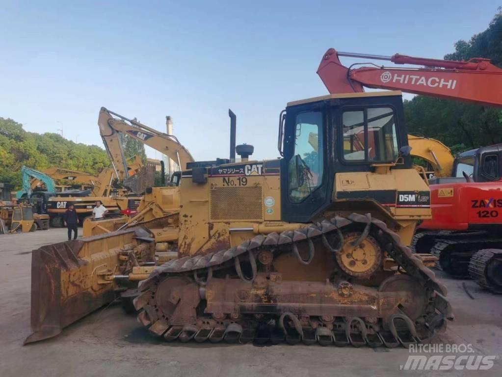CAT D 5 M Vikšriniai buldozeriai