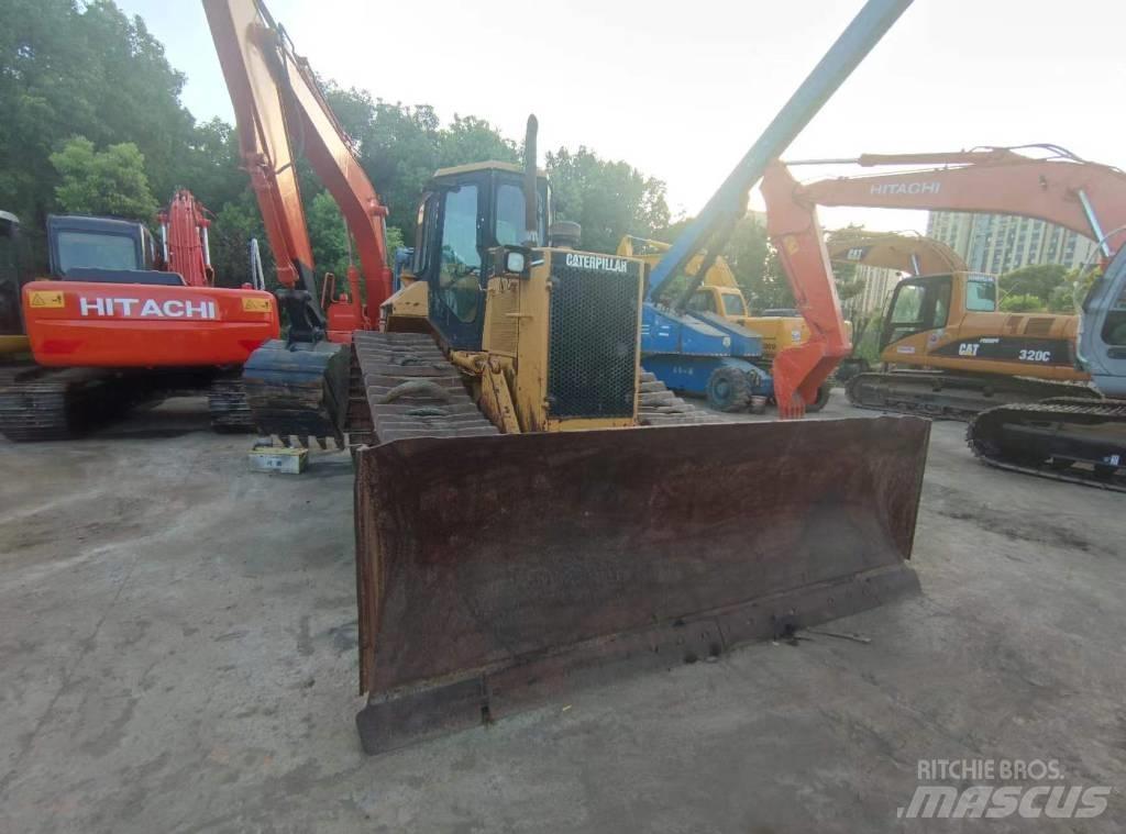 CAT D 5 M Vikšriniai buldozeriai