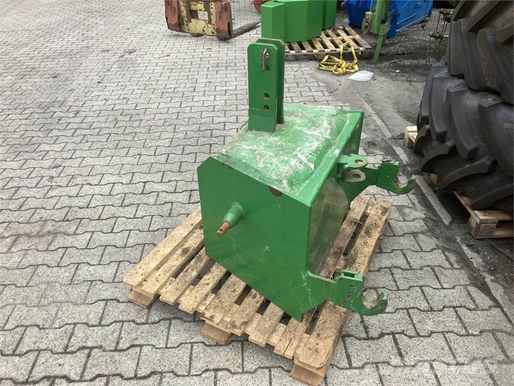 Sauter 650 kg Kiti naudoti traktorių priedai