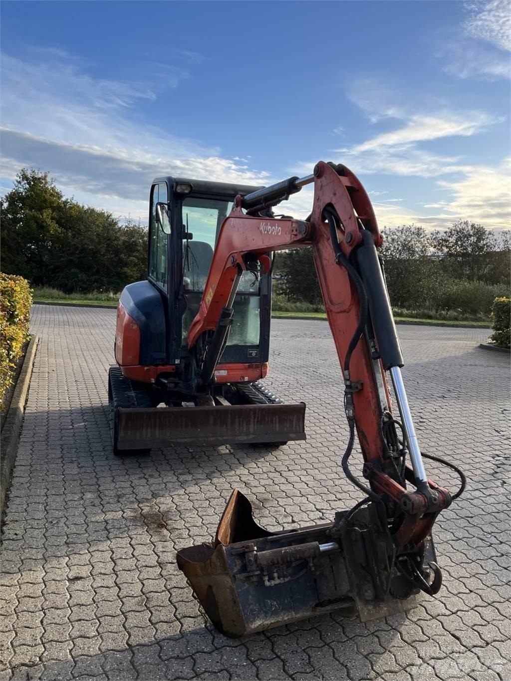 Kubota U27-4 GL HI Mini ekskavatoriai < 7 t
