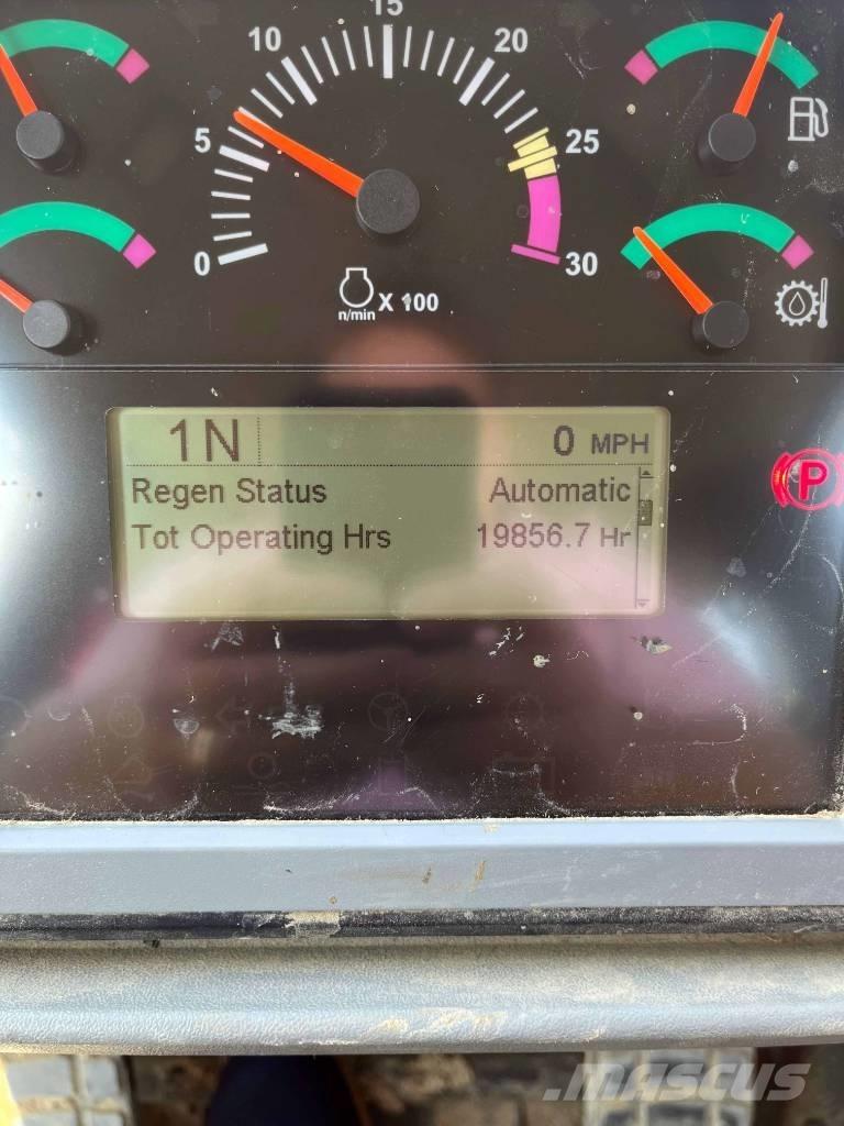 CAT 966 K Naudoti ratiniai krautuvai