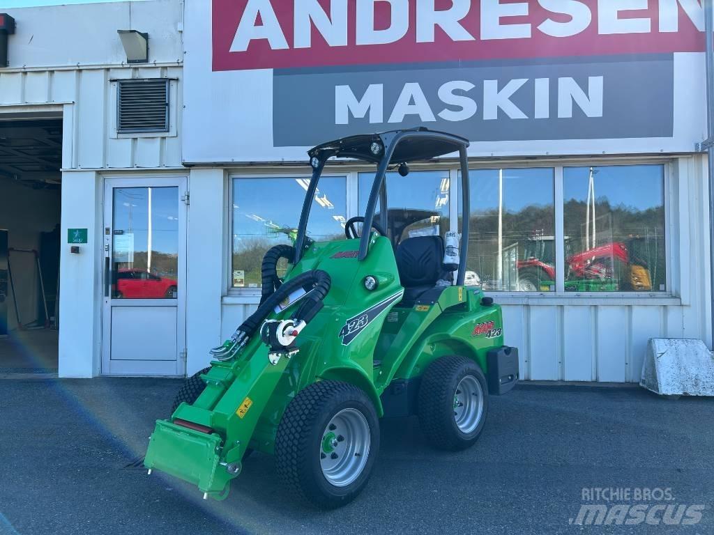 Avant 423 Krautuvai su šoniniu pasukimu