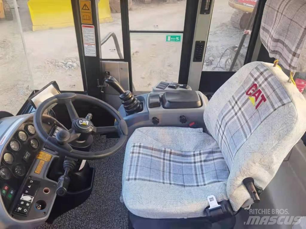 CAT 966 H Naudoti ratiniai krautuvai