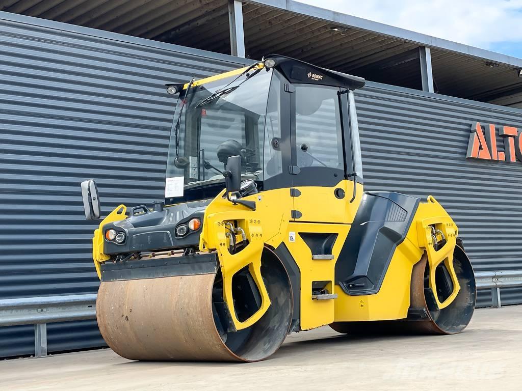 Bomag BW 151 AD-5 Porinių būgnų volai