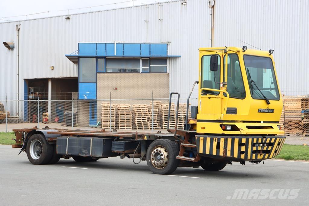 Terberg BC182 Naudoti terminalų vilkikai