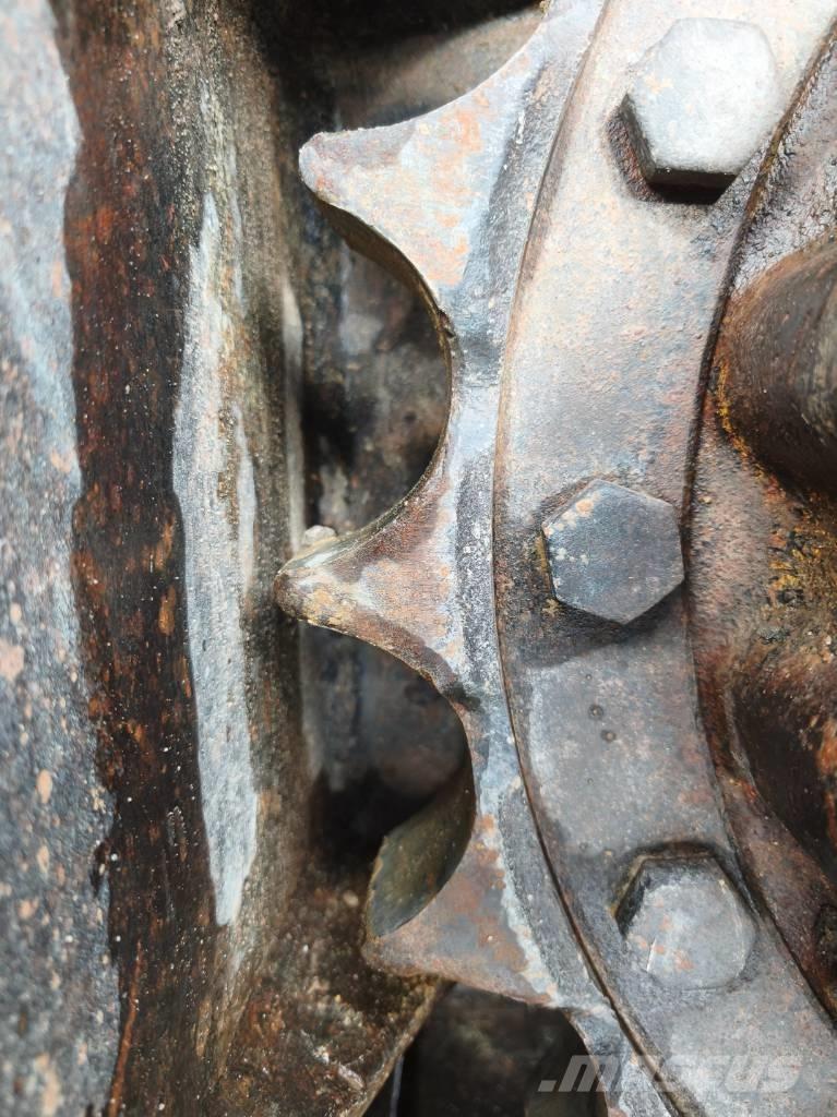 CAT 320 B Vikšriniai ekskavatoriai