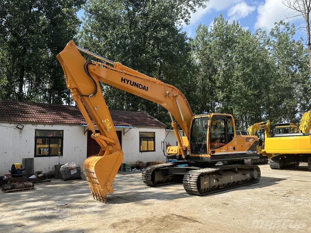 Hyundai 220LC-9S Vikšriniai ekskavatoriai