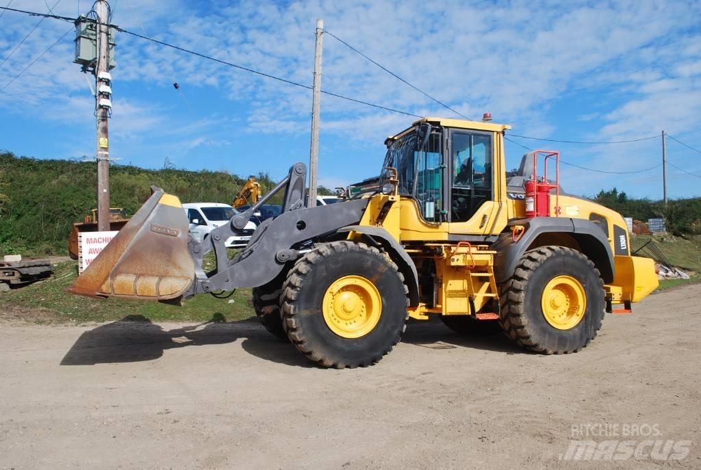 Volvo L 110 H Naudoti ratiniai krautuvai