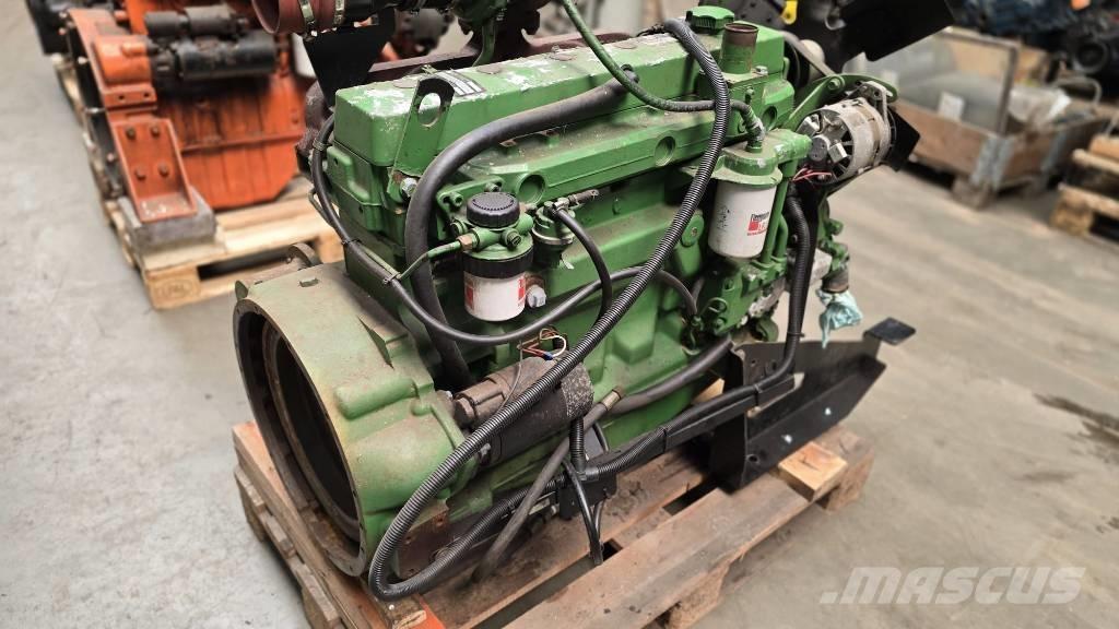 John Deere 6068HF150 Varikliai