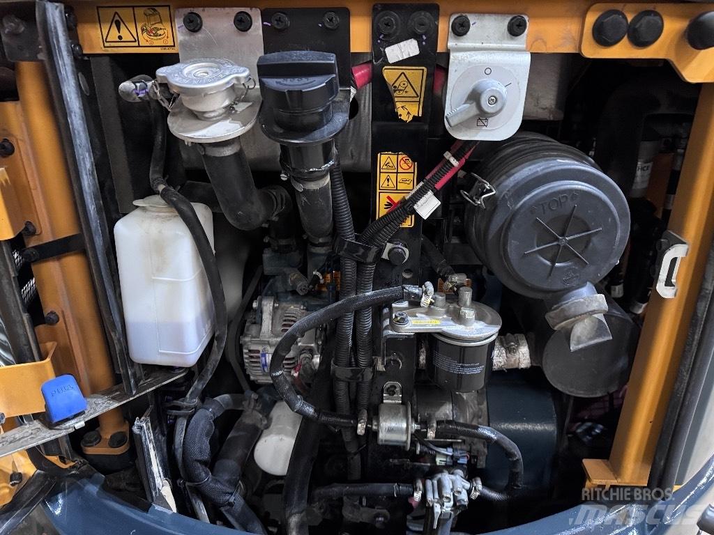 Hyundai R25Z-9 AK Mini ekskavatoriai < 7 t
